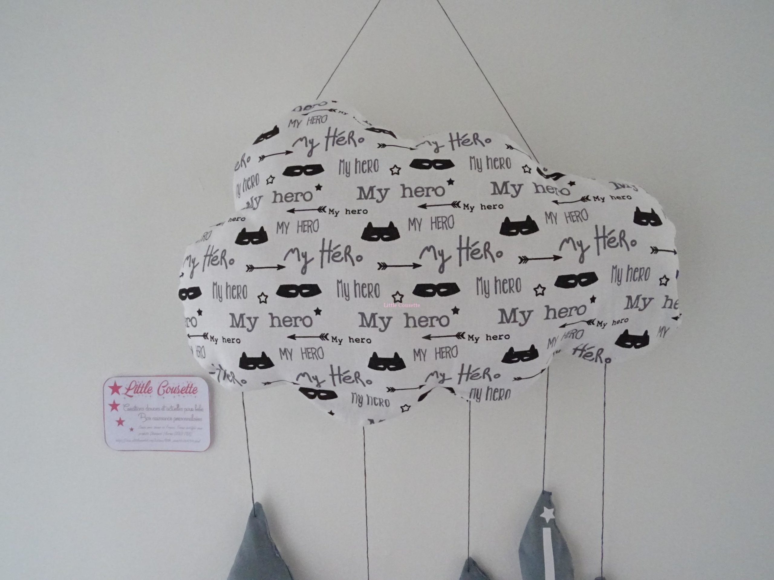 Coussin nuage et ses gouttes en tissu personnalisable – Image 6