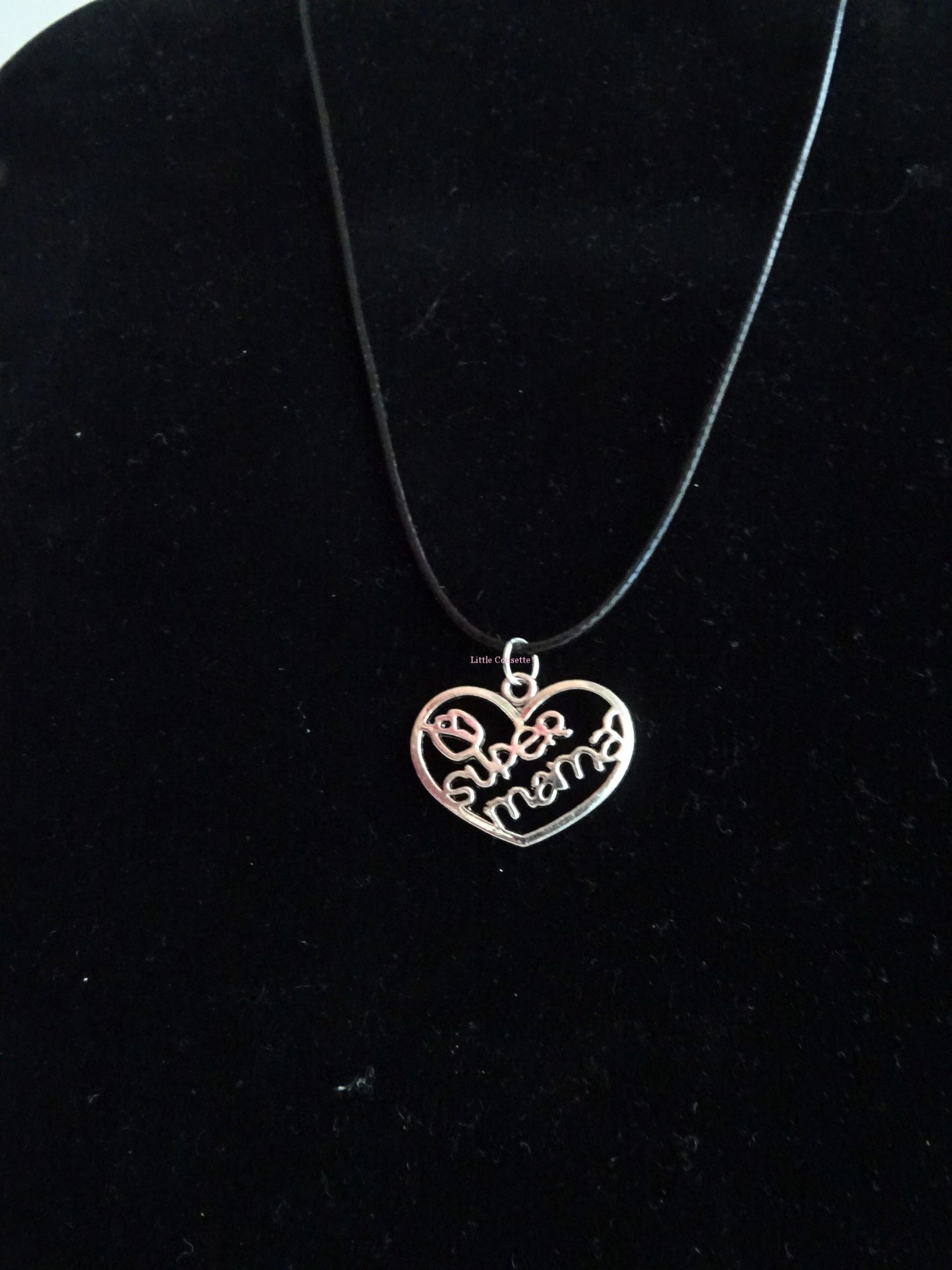 box maman pour la fete des meres collier cuir