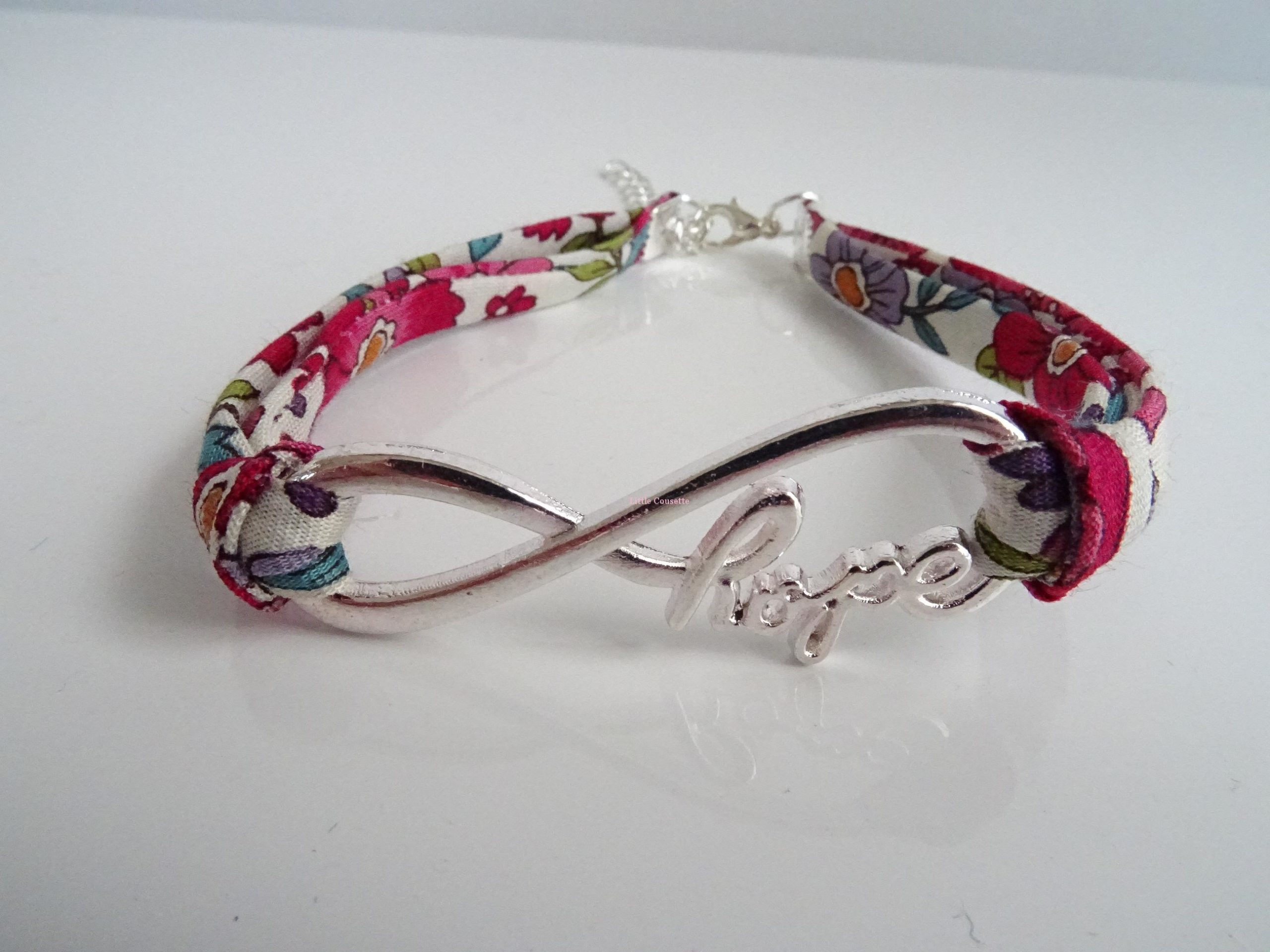 box maman pour la fete des meres bracelet liberty