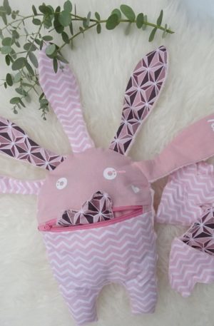 Doudou avale-bisous pour compter les dodos pendant une séparation