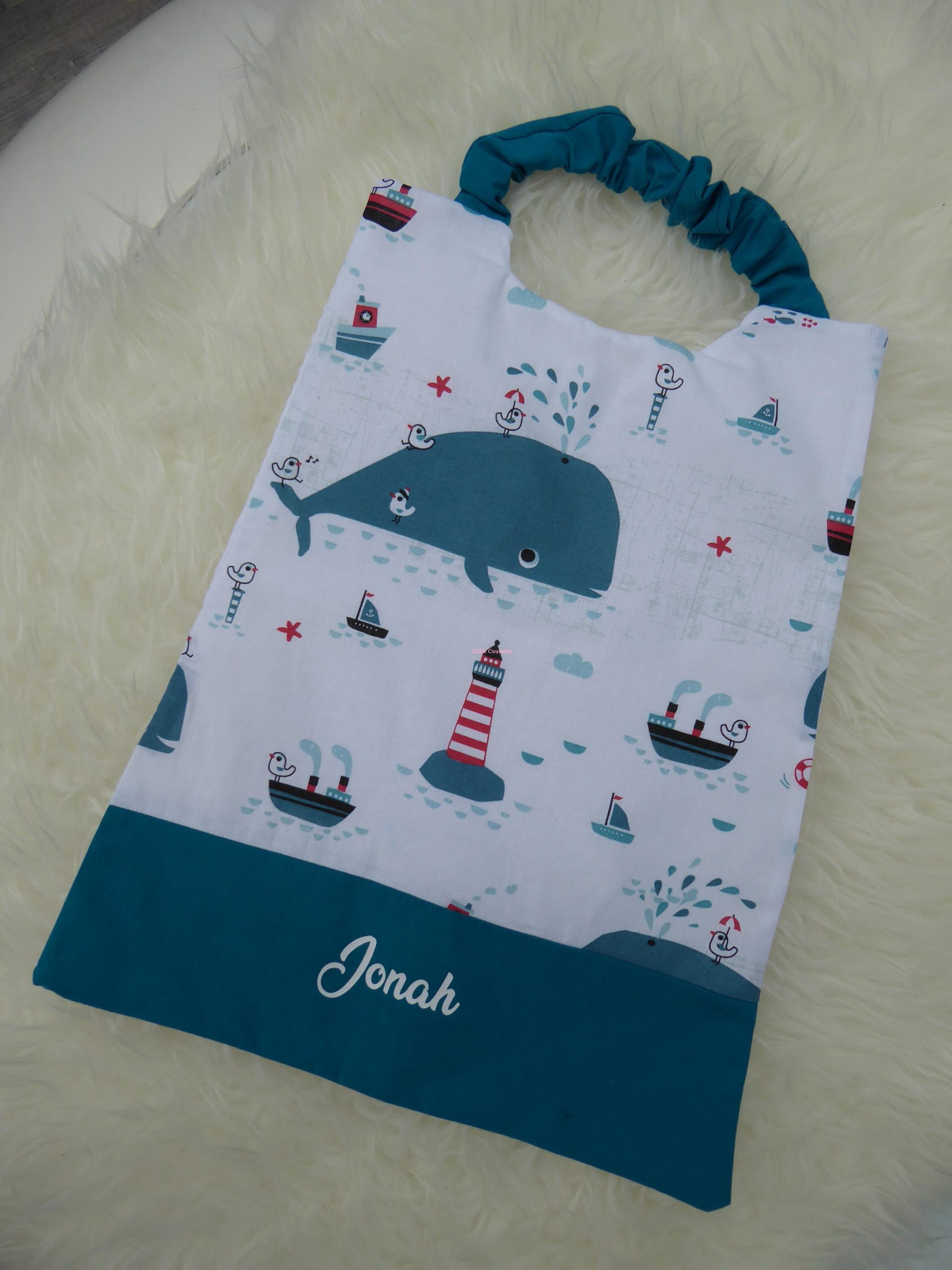 Serviette élastiquée cantine maternelle pour enfant personnalisée avec le prénom – Image 7