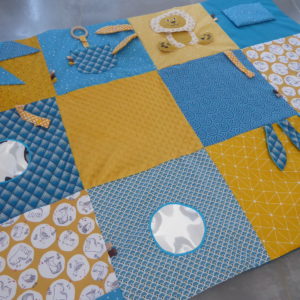 Tapis De Sol Tapis Eveil Bebe Creations Douces Et Personnalisees Pour Bebes Et Enfants Faire Parts Naissance Et Bapteme Linge De Lit Accessoires Et Decoration De Chambre Enfant